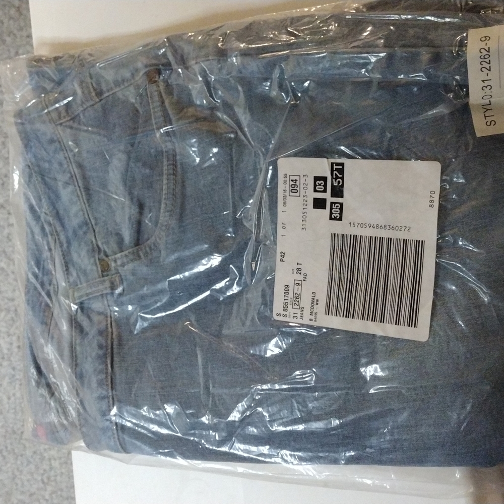 Women's jeans